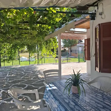 Comfy Family House Near The Vergia